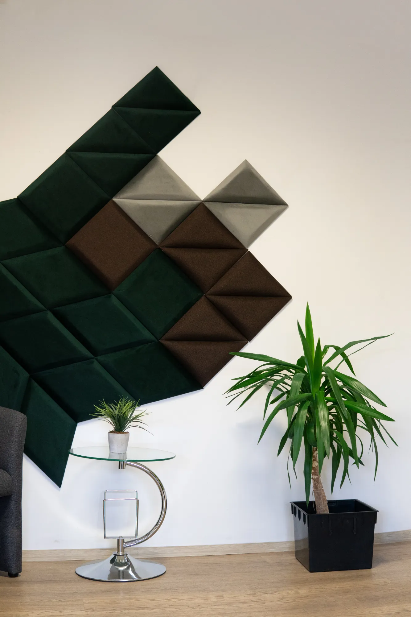 Čalouněný panel nástěnný  Trojúhelník 3x30cm zelená Riwiera 38