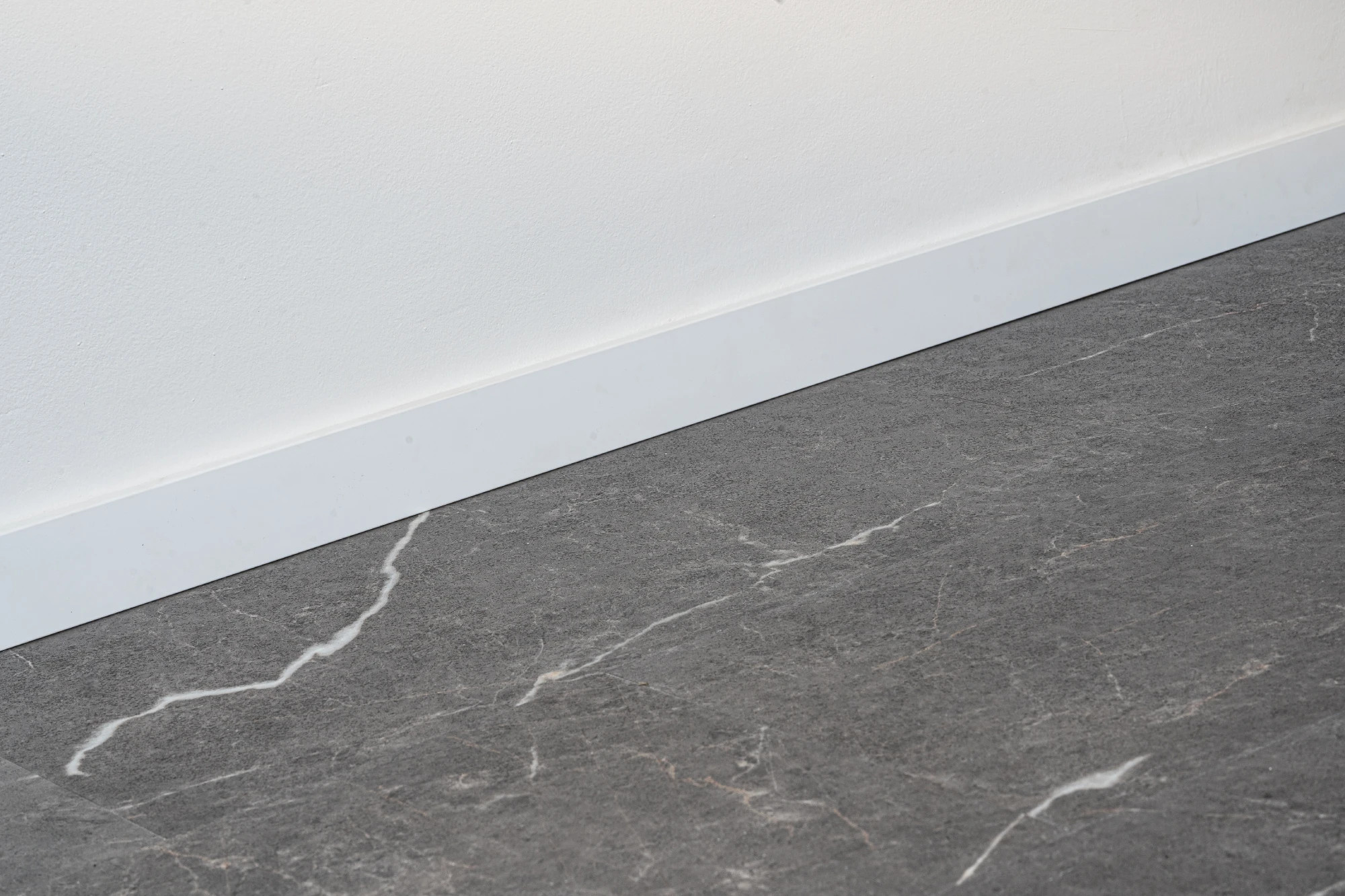 Dlažba SPC RIGID click 5,2/0,3mm s podložkou WILD ROCKY 60x30cm (2,16m2) Luxury tiles